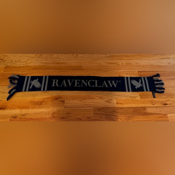 Universal Studios Reversible Harry Potter Ravenclaw Scarf Unisex - Picture 2 of 12